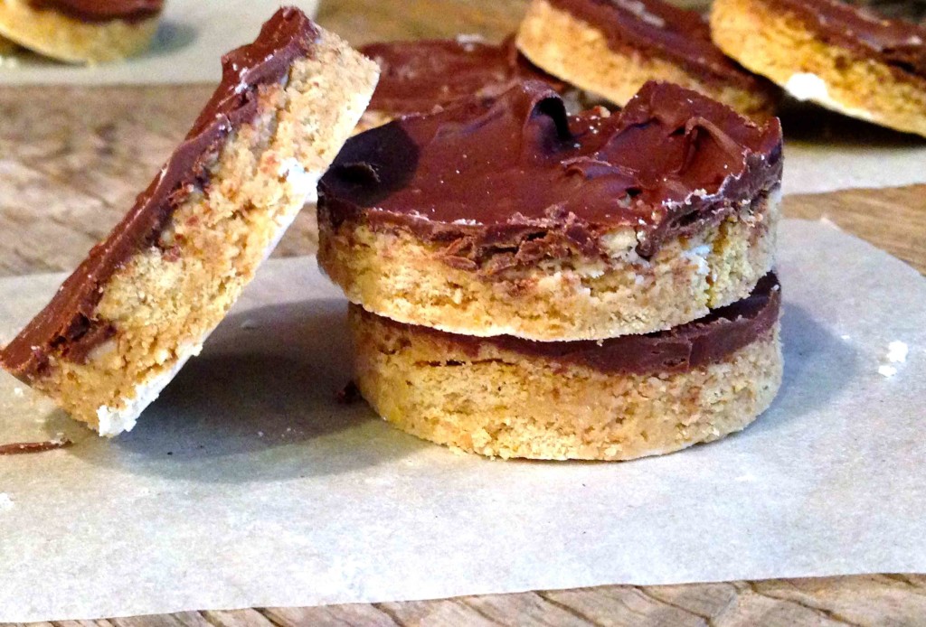 No Bake Chocolate Peanut Butter Rounds