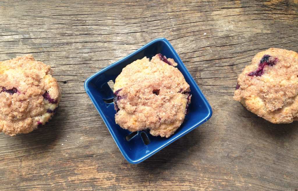 Blueberry streusel muffins