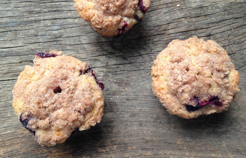 Blueberry streusel muffins